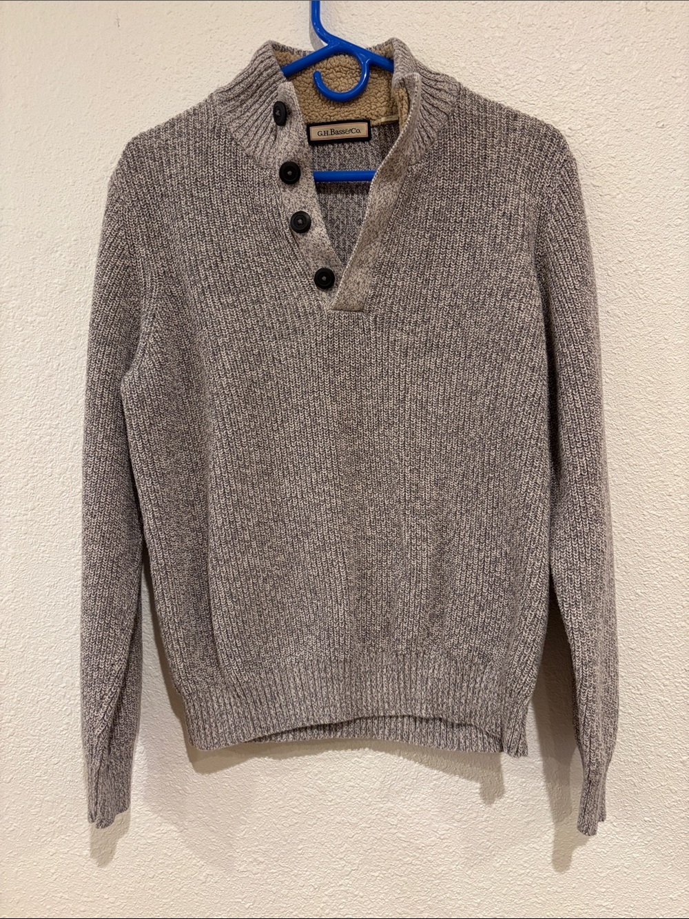 Vtg mock neck‎ sweater